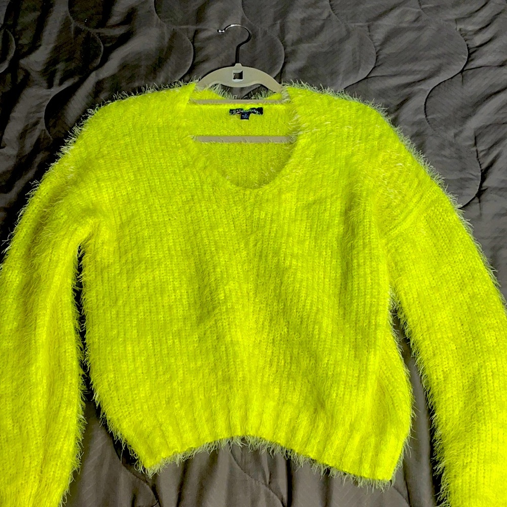 Cozy chartreuse knit sweater